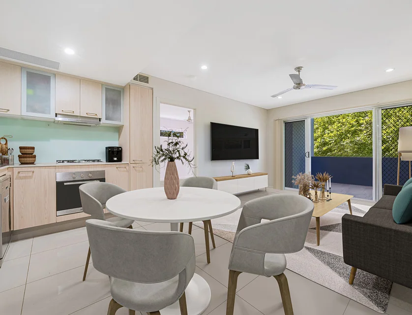 1/221 Sir Fred Schonell Drive, St Lucia, Brisbane Western Region, 2 Bedrooms, 2 Bathrooms, Apartment