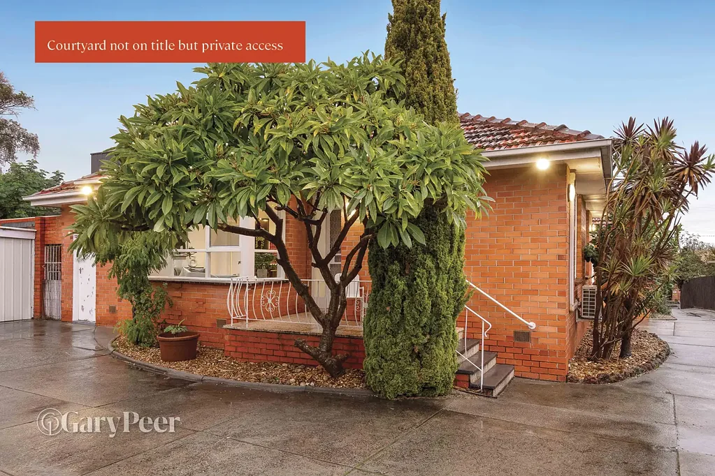 St Kilda East 2chambre Positioned & proportioned to impress