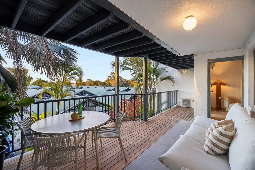 Wembley 2Moenga Resort Living - Best on Market!