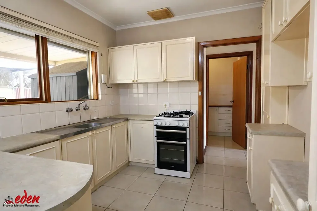 4 Bedroom Family Home with Generous Indoor & Outdoor Space
