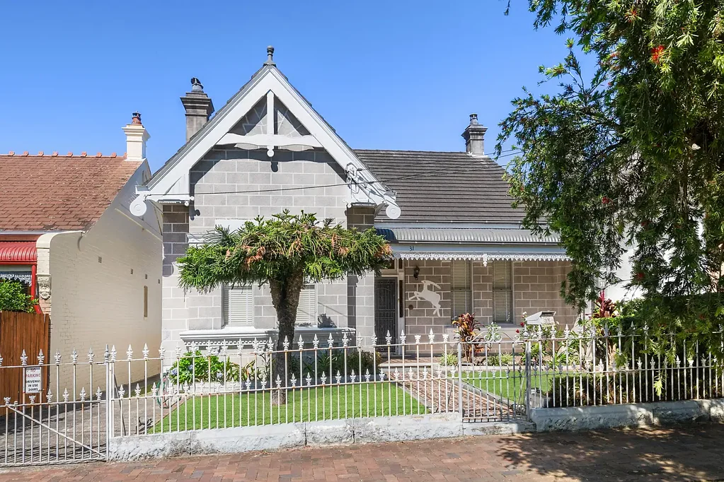 31 Barnsbury Grove, Dulwich Hill, NSW 2203
