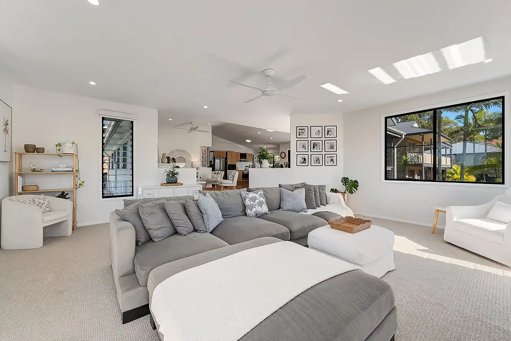 Buderim 4房  Elevated Breezes & Vistas & A Sparkling In-ground Pool