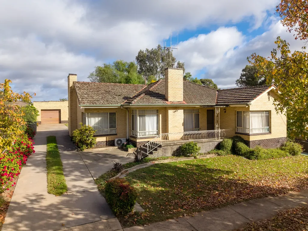 Long Gully 3 Slaapkamer Classic Charm, Endless Potential