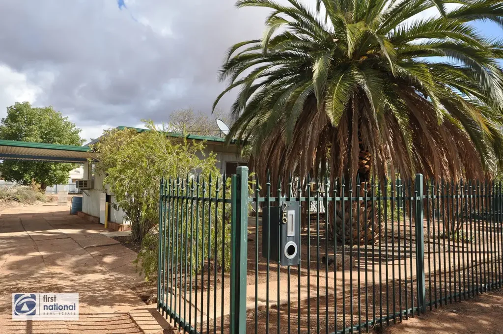 25 Fourth Street, Quorn, SA 5433