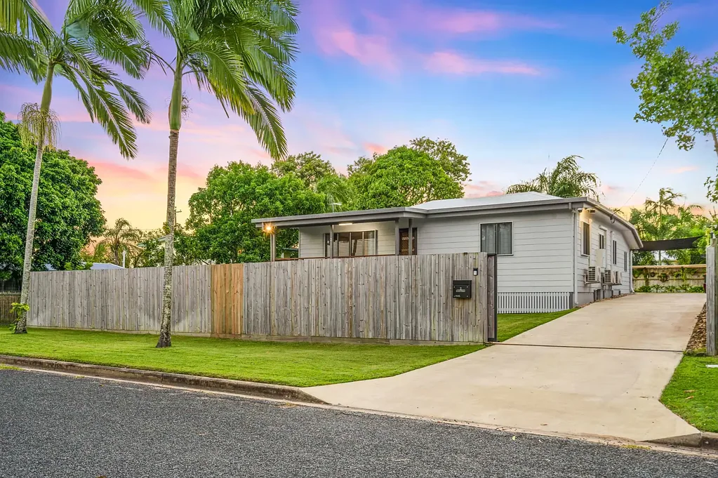 2 Eagle Street, Slade Point, QLD 4740
