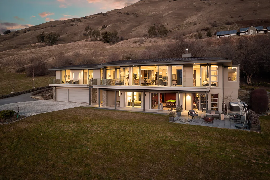 Dalefield/Wakatipu Basin 4Moenga A Home for Entertaining, A Backdrop Beyond Compare