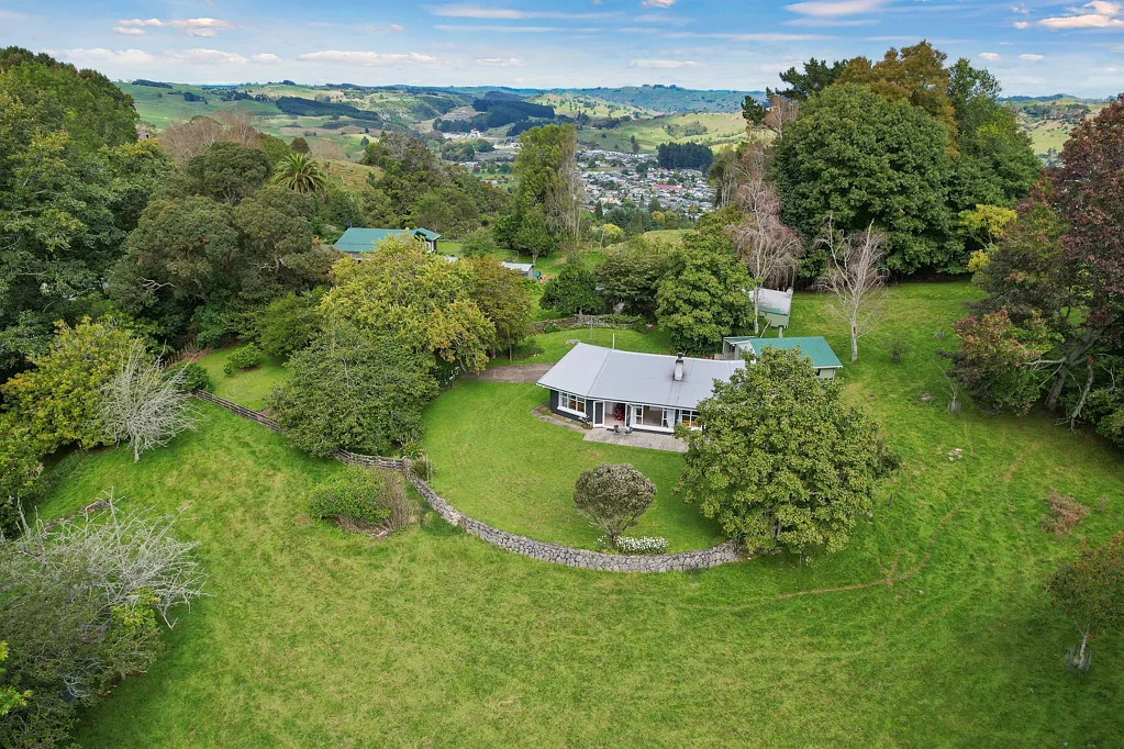 Te Kuiti 3Kwarto Private, elevated but so close to town!