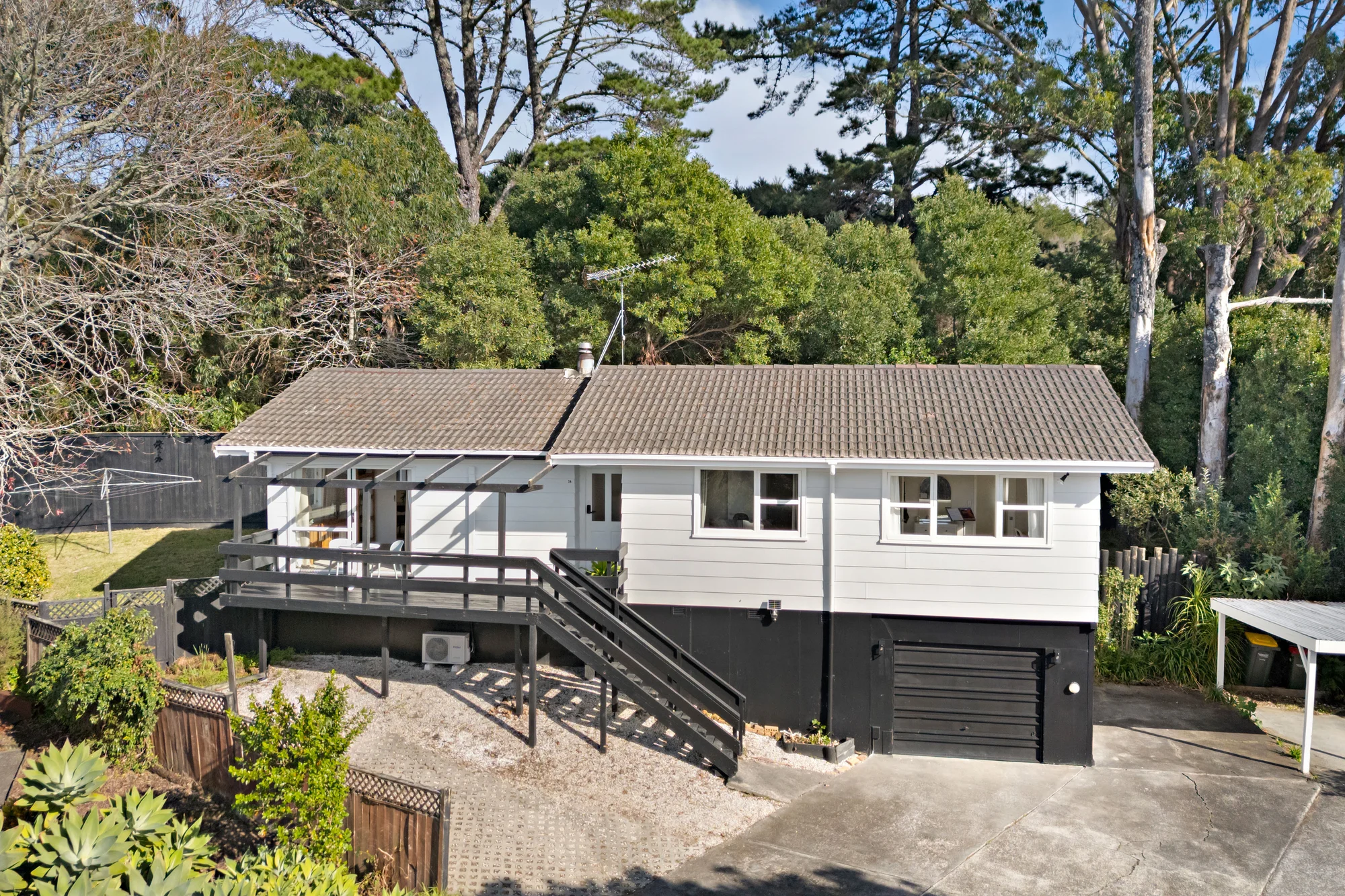 Sunnynook 4房 私密的林边家庭住宅!鸟鸣为伴,步行至保护区/运动场地,短驱至海滩/高尔夫俱乐部! Owners Australia Bound - This Home Must Be Sold!