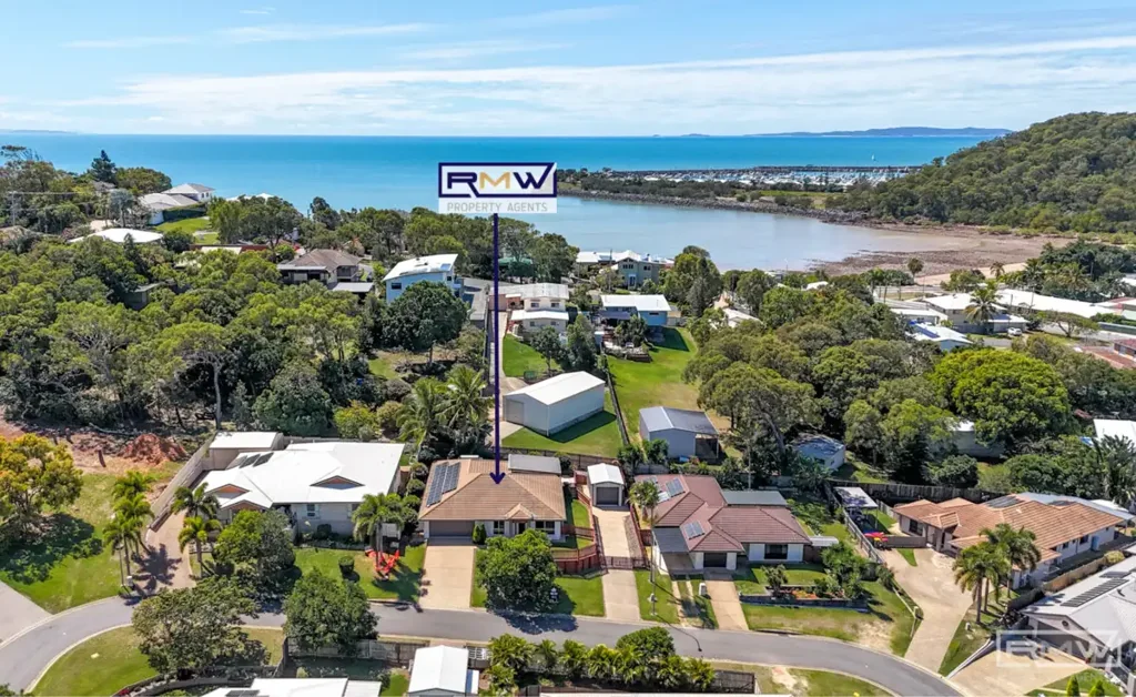 Rosslyn 3房  Easy Coastal Living in a Sought-After Location
