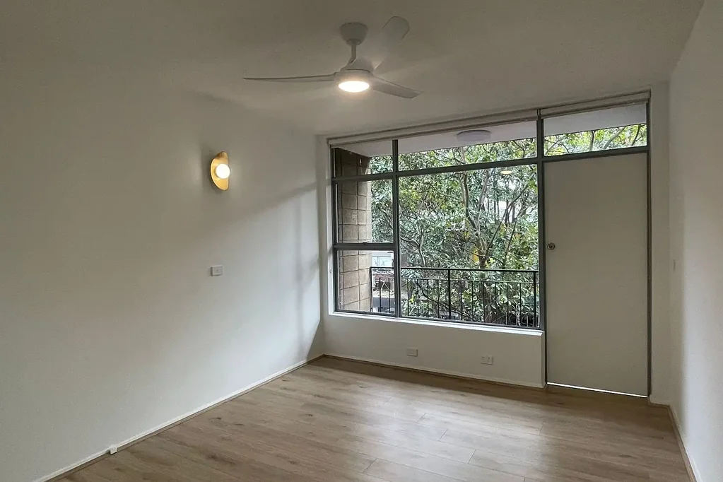 Newly Renovated Studio in Prime Location