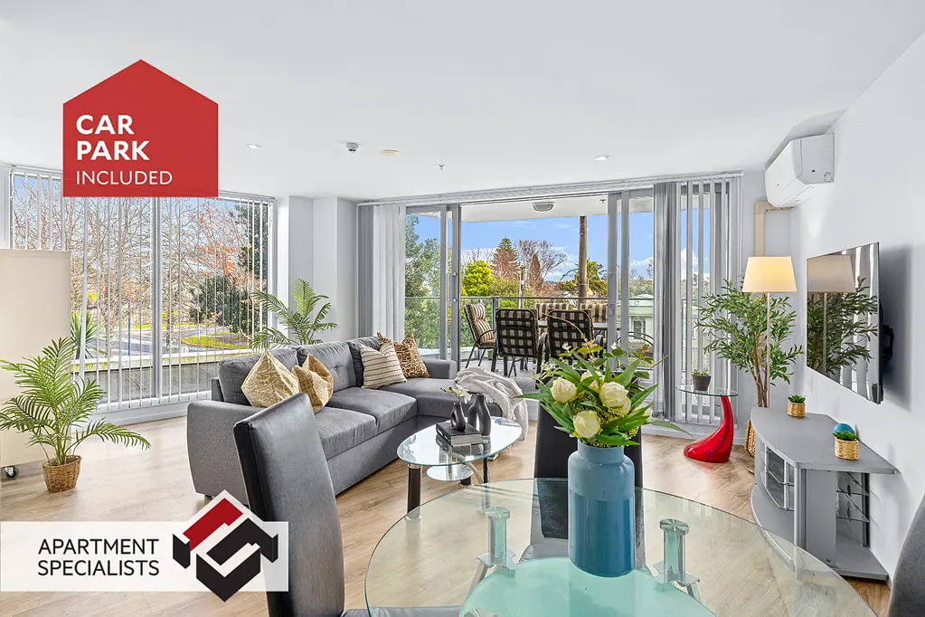Te Atatu Peninsula 2chambre Good as new!