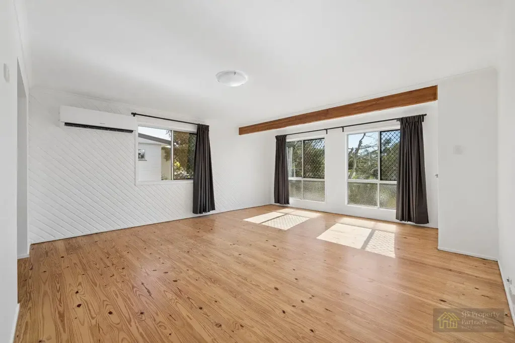 Crestmead 3Zimmer Family Home on 727sqm with Side Access