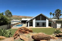 91 Cromwell Drive, Desert Springs