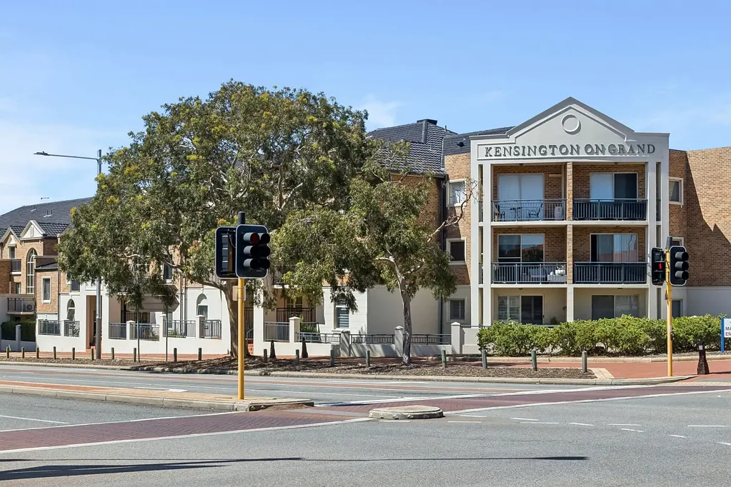 37/101 Grand Boulevard, Joondalup, WA 6027