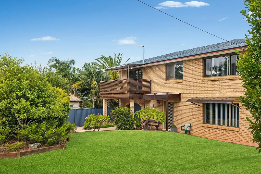 Burrill Lake 5Moenga Dual-Living Coastal Opportunity on 1154m² Block