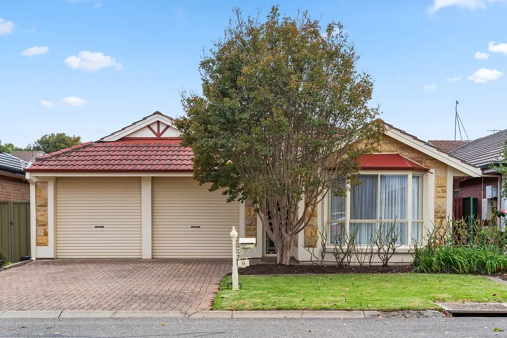 Glengowrie 3房  An Easy-Care Seaside Sanctuary.