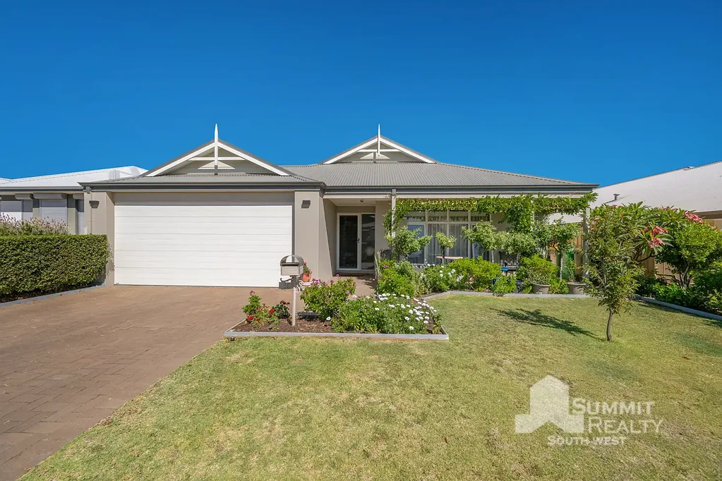 16 Biesiot Street, Carey Park, WA 6230