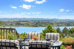 56 Attwood Road, Paremoremo