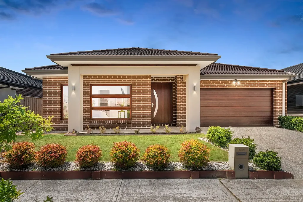 Beveridge 4部屋 Call to inspect. Nothing to do but move in