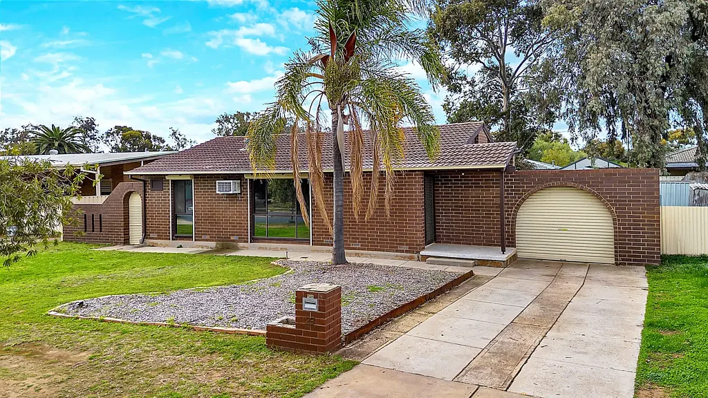 29 Bantanga Crescent, Salisbury North, SA 5108
