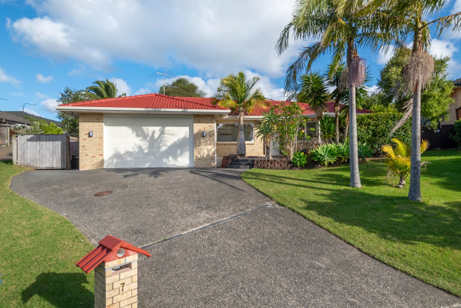 7 Louvain Place, Greenhithe, Auckland - North Shore, 4房, 2浴, House