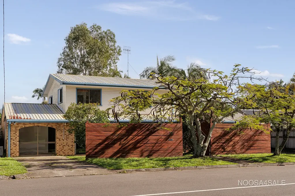 18 Sunset Drive, Noosa Heads, QLD 4567