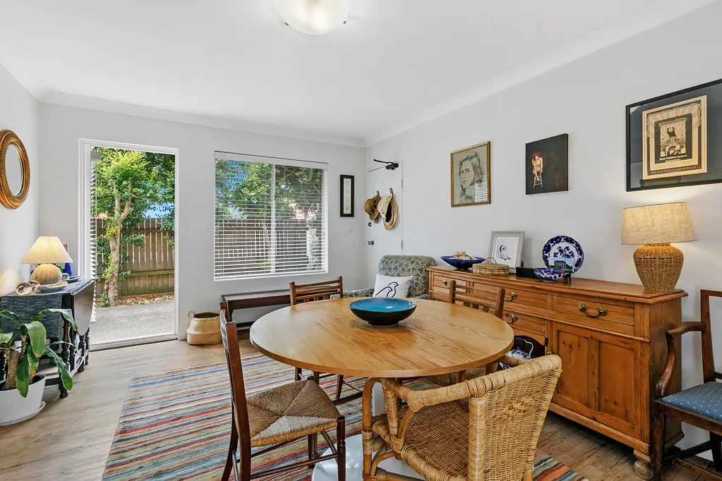 Smart, Stylish & Superbly Located