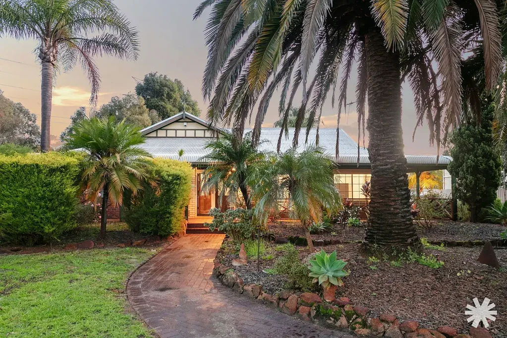 23 Mandogalup Road, Mandogalup, WA 6167