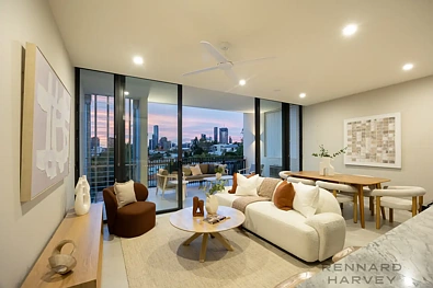 Highgate Hill 4chambre 'Sierra Nuvo' – Luxury Living Elevated