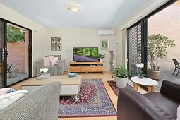 3/4 New Orleans Crescent, Maroubra