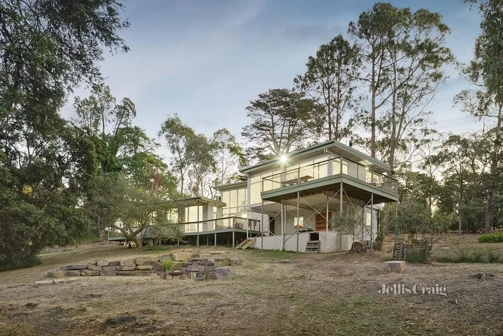 95 Sweeneys Lane, Eltham, VIC 3095