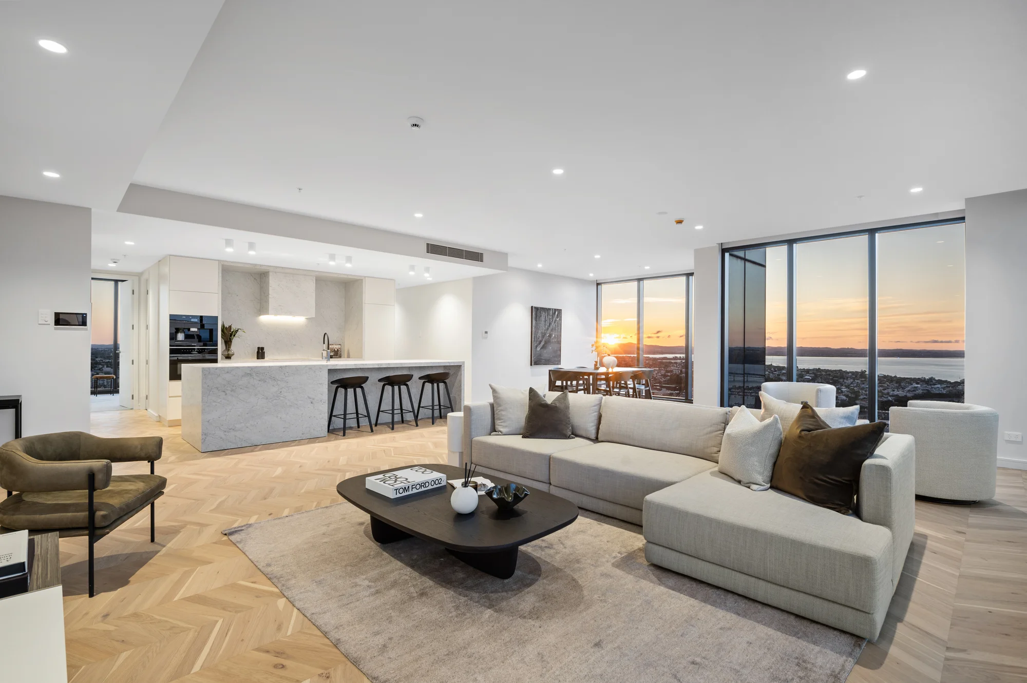 Auckland Central 3 Slaapkamer Sky-High Sophistication - Dual-Residence Potential