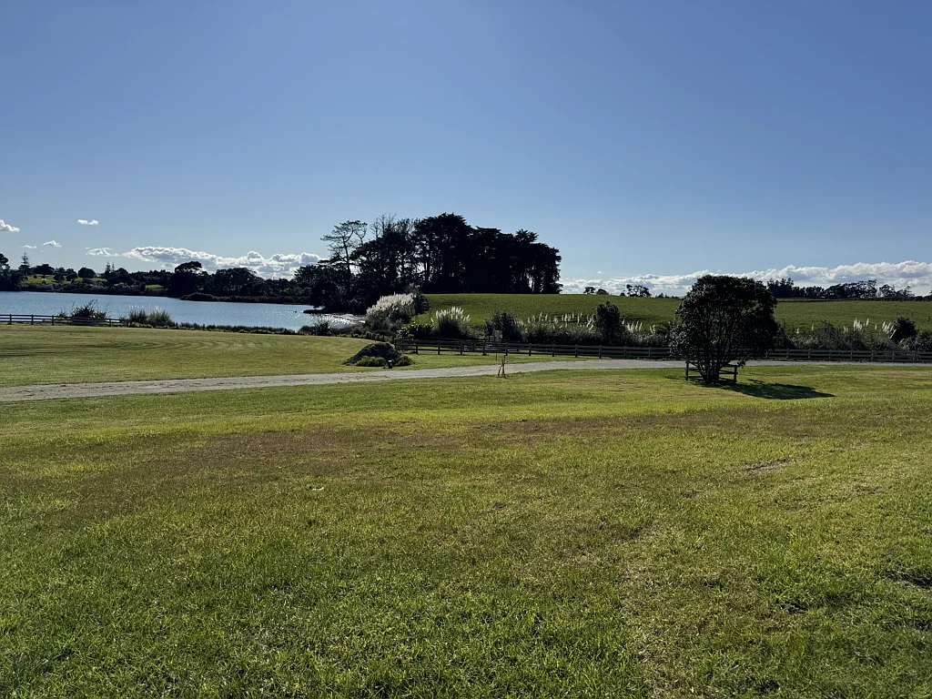 Clarks Beach  Waterside Section 1015m2 at Clarks Beach!
