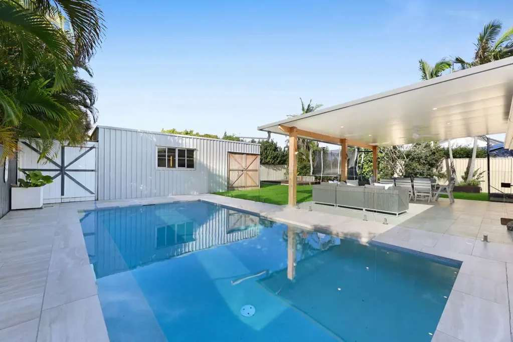 Palm Beach 4Habitaciones Architectural oasis on 713sqm in a quiet cul de sac