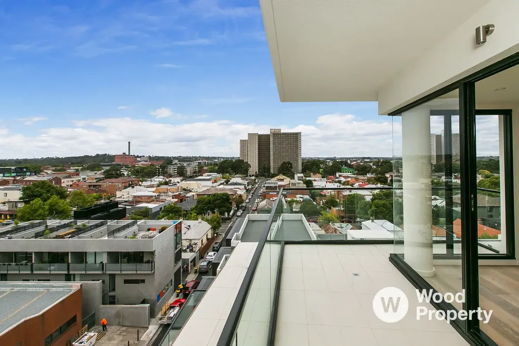 Spacious, Modern & Sun-Filled Apartment in the Heart of Richmond
