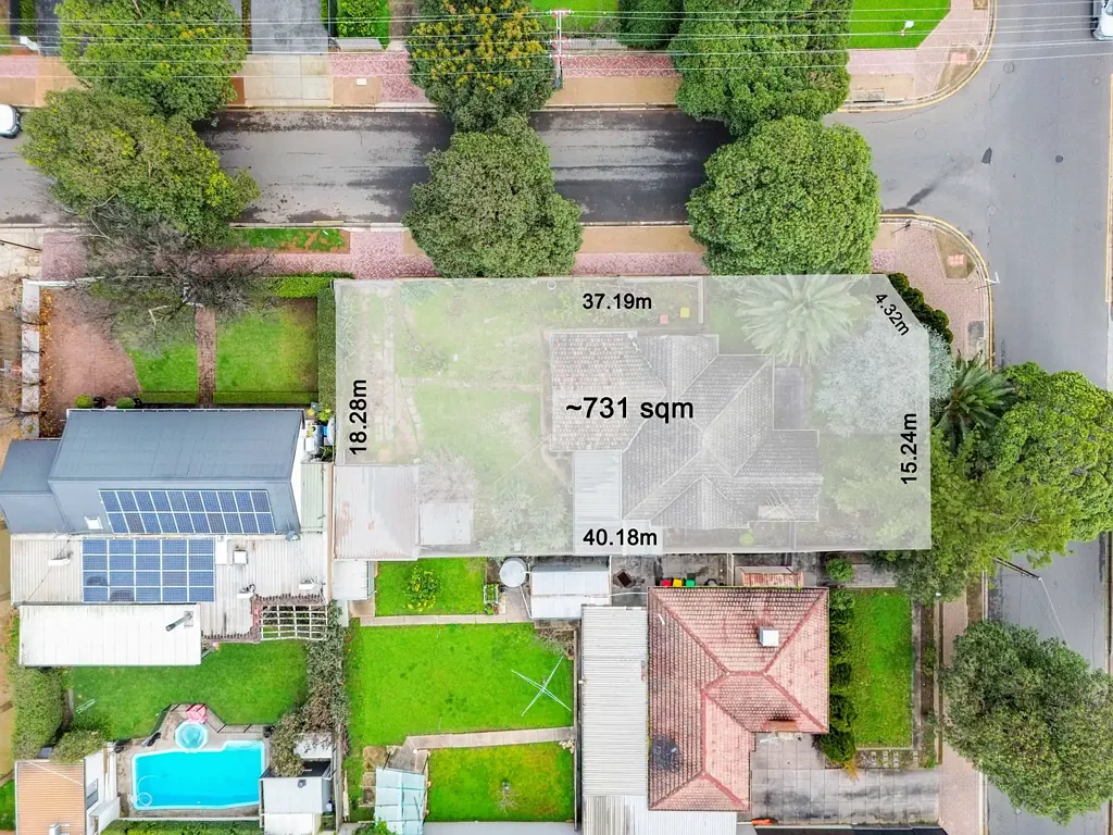 Glynde 4 Bedroom Corner Allotment. Big Potential. Your Next Project Starts Here.
