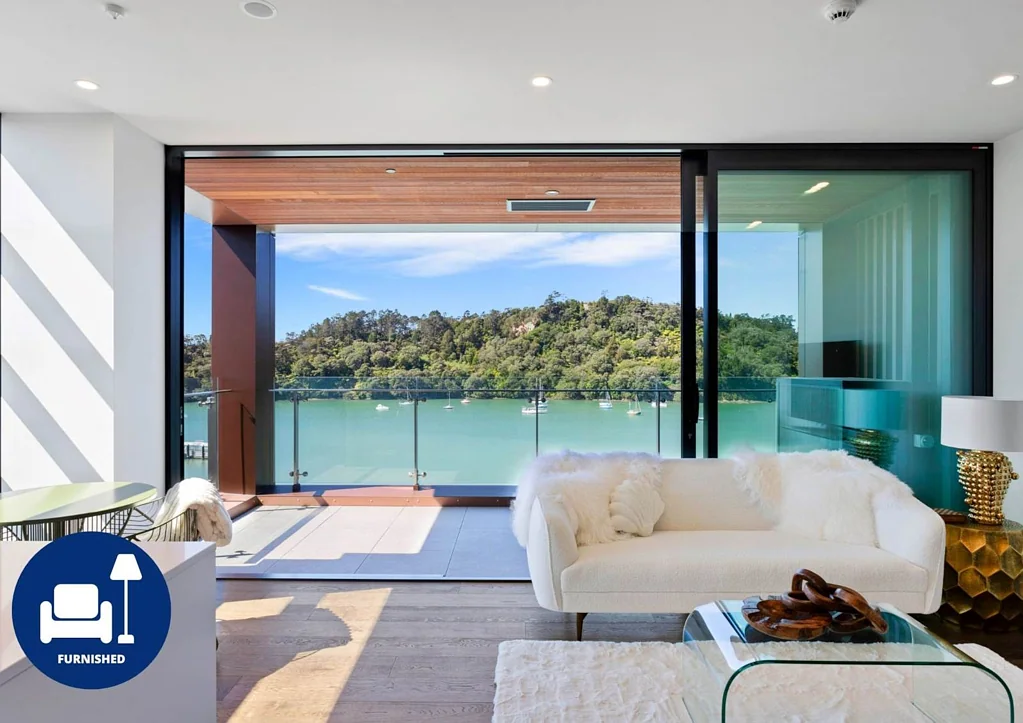 Furnished Premium Luxury apartment with Sea View!