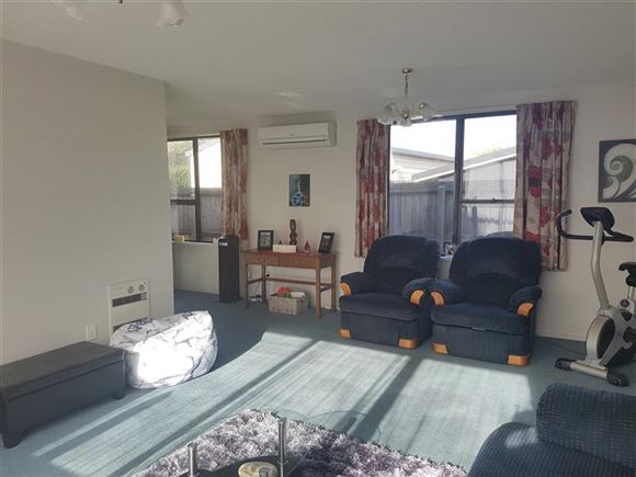 1/11 Westholme Street, Strowan, Christchurch, 2 phòng ngủ, 1 phòng tắm