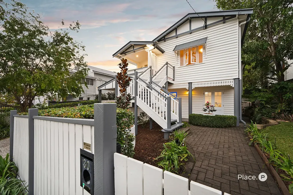 Norman Park 5침실 Family Queenslander on Elevated 607m2 Block