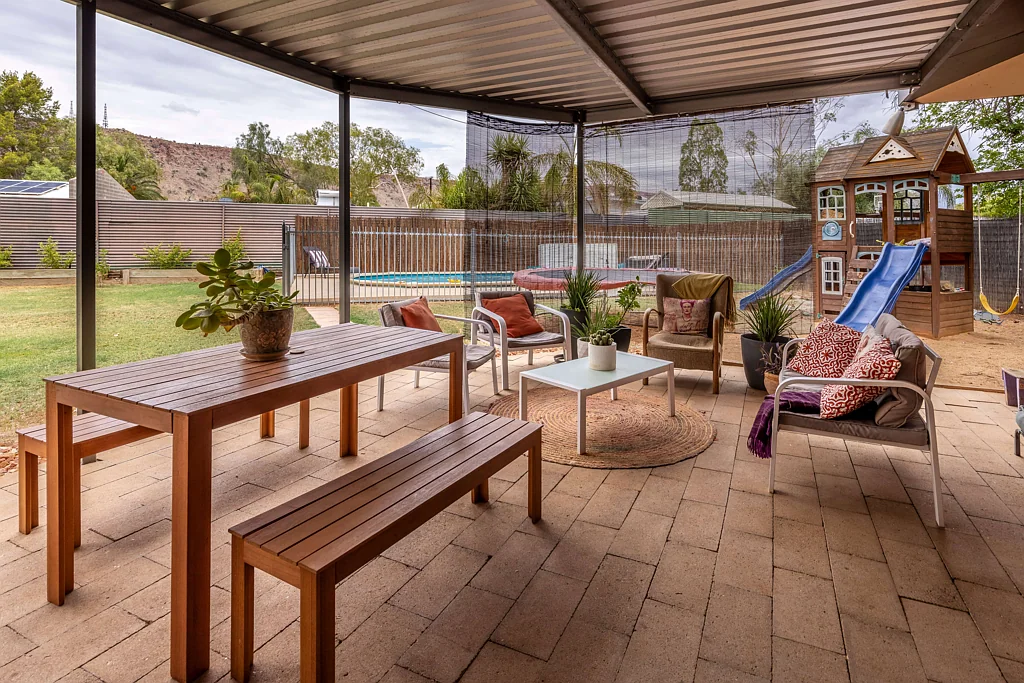 14 Poeppel Gardens, Gillen, NT 870