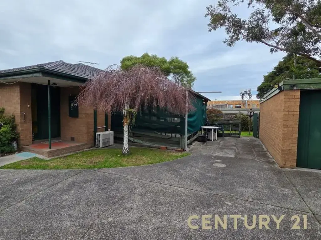Contemporary Living, Prime Location