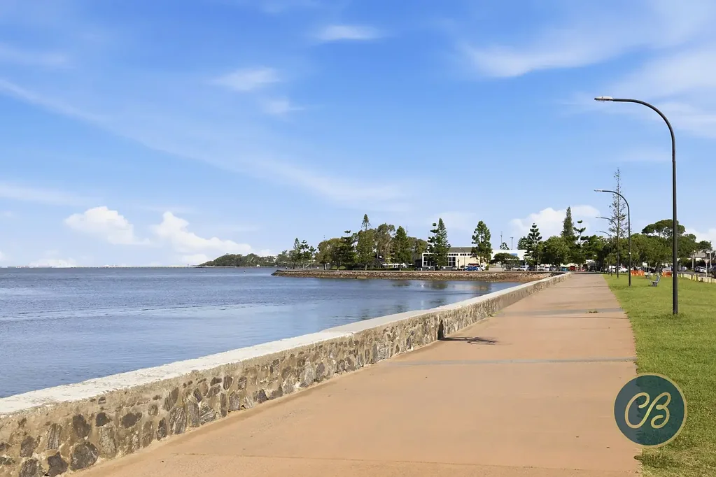32 Lower Brighton Terrace, Sandgate, QLD 4017