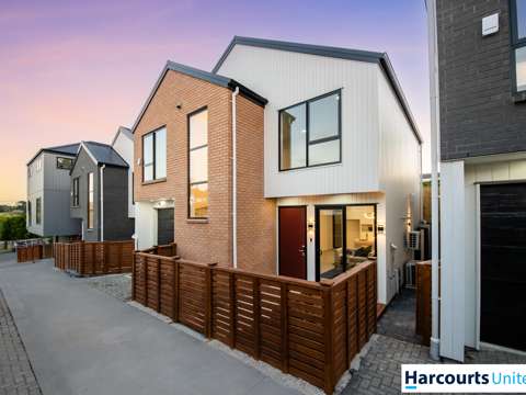 Mount Roskill 5房  North Facing Home- Modern, Spacious & Convenient