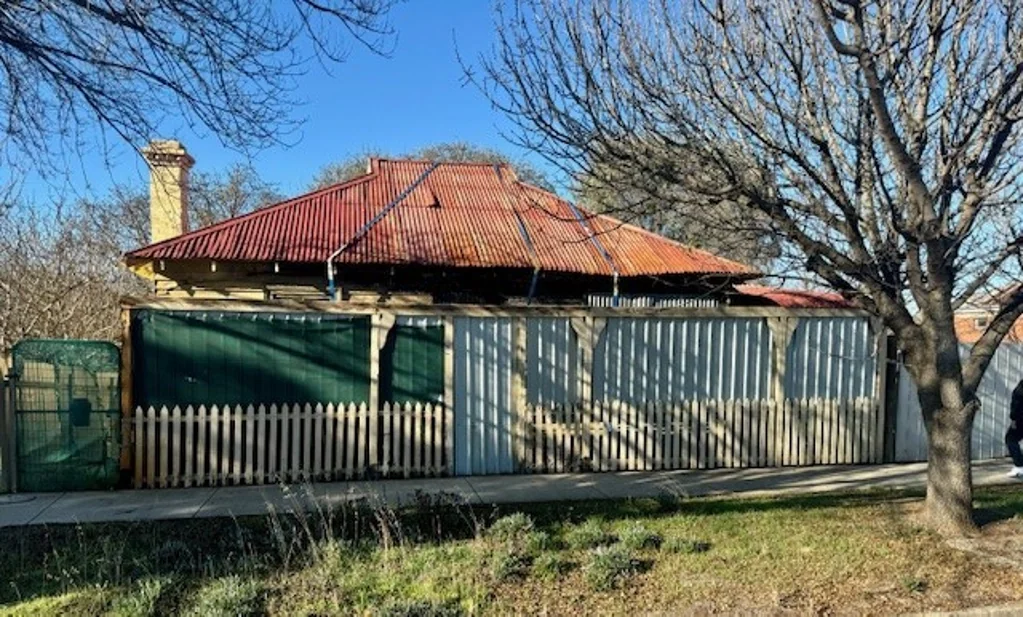 Wedderburn  RENOVATE OR PULL DOWN
