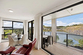 202/3 Percy Winstone Lane, Stonefields, Auckland City