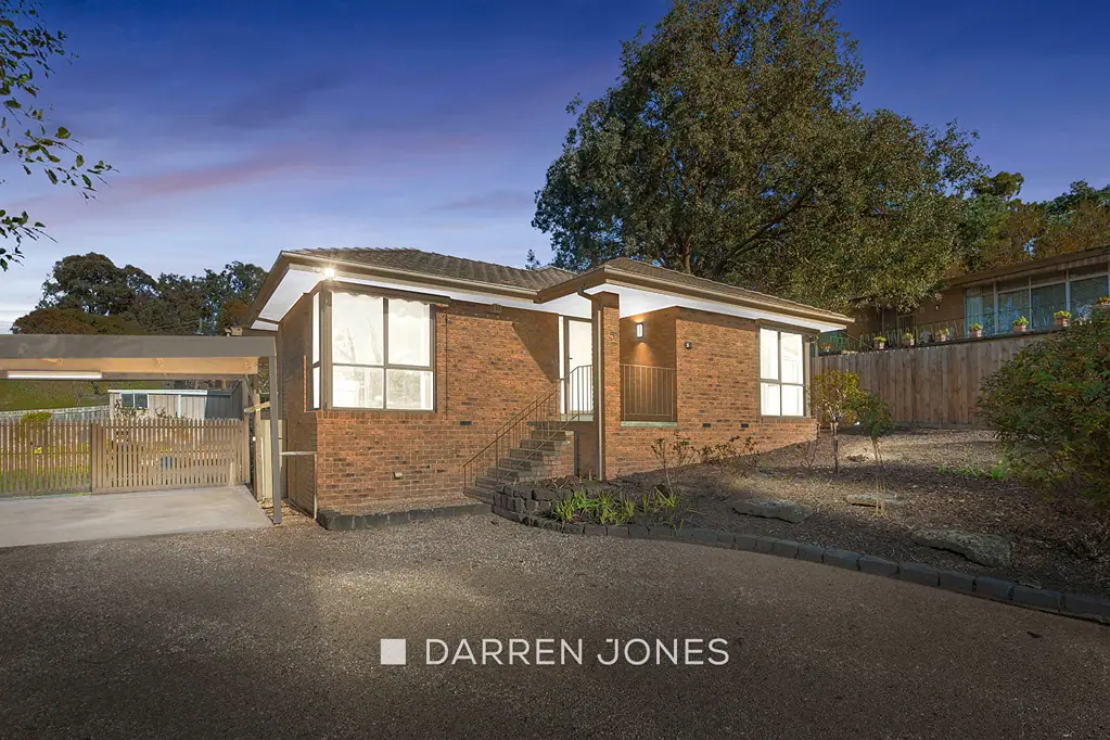 5 Hancock Close, St Helena, VIC 3088