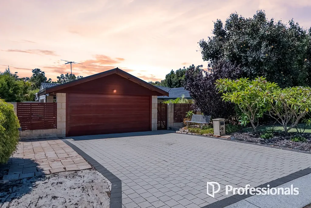 11 Talbot Drive, Kingsley, WA 6026