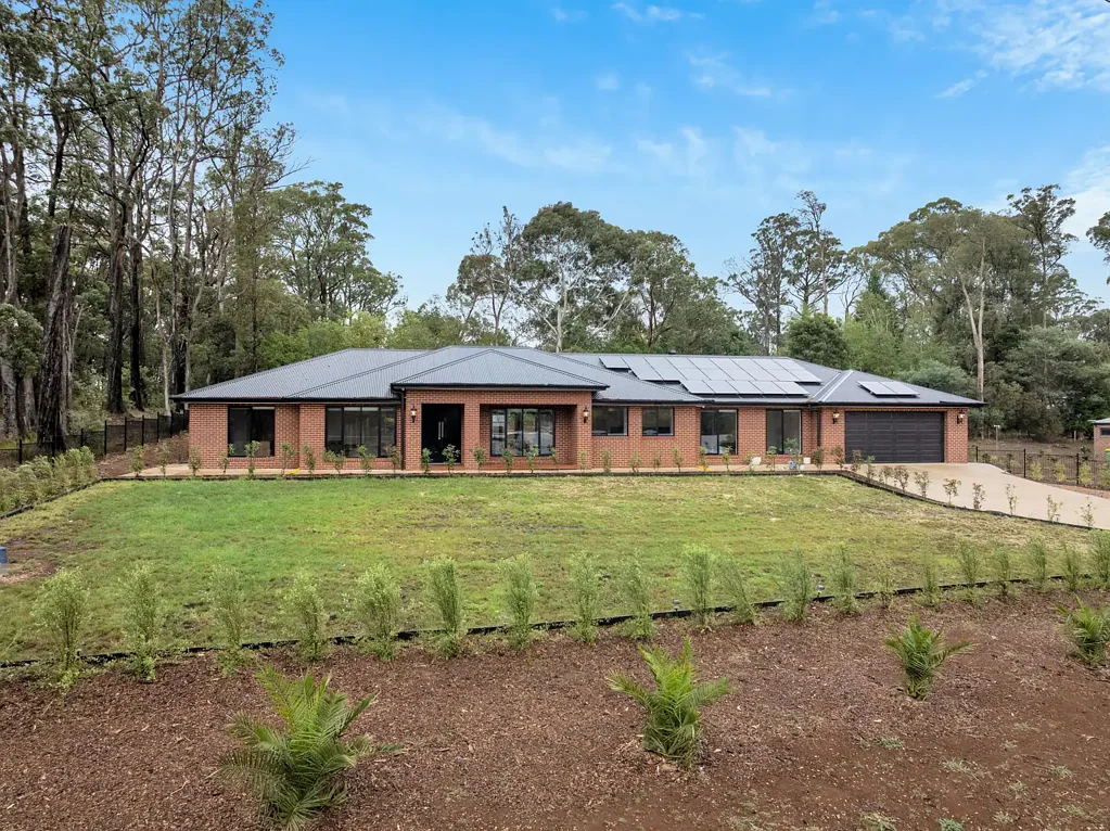 1 Margaret Street, Kinglake West, VIC 3757