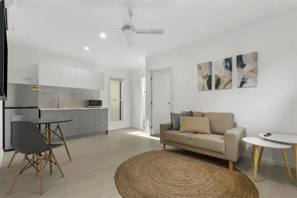 BRAND NEW FURNISHED ZILLMERE STUDIO APARTMENTS
