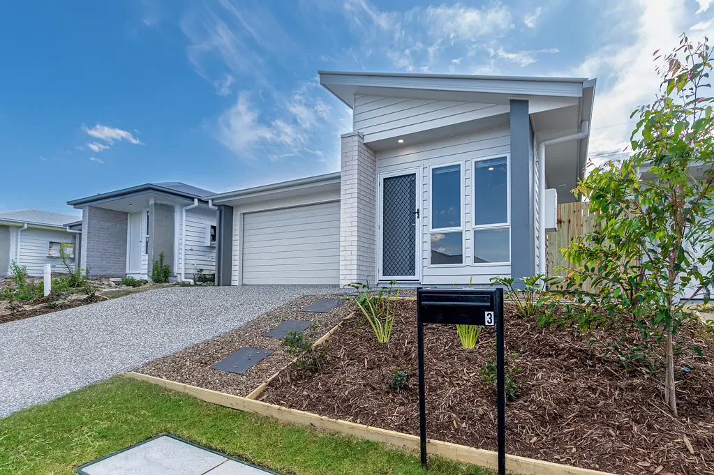 FOUR-BEDROOM FAMILY HOME IN IDEAL LOCATION
